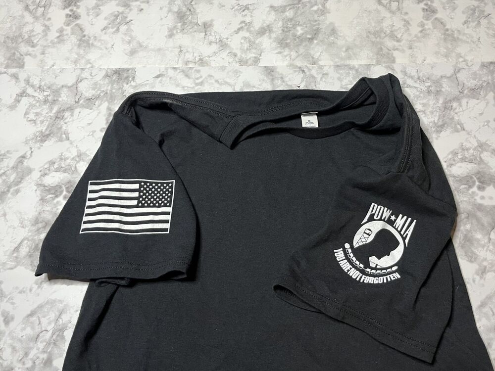 Scream Out Your Face Graphic T-Shirt Men M Black Military Skull USA Flag Sleeve